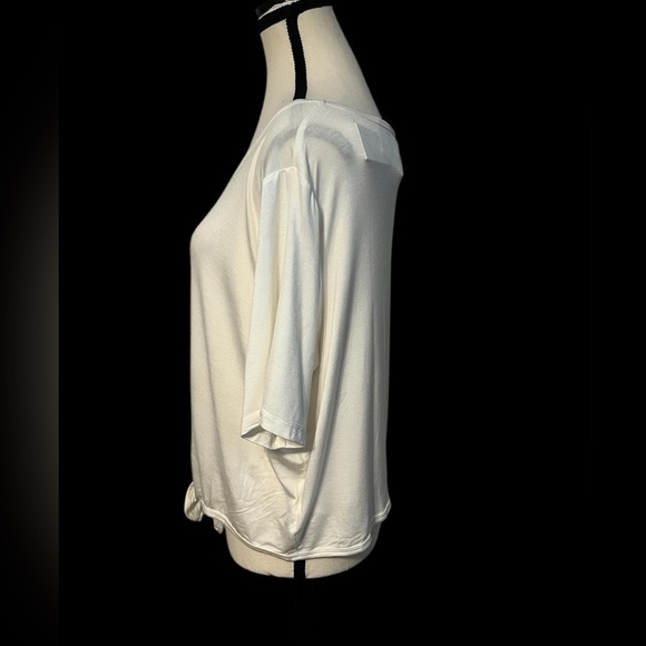 PSK Collective Women’s size 1x White Tie-Front Top / Cropped new with tags - Picture 2 of 8